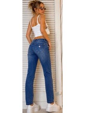 Vintage Y2K GUESS Jeans Women’s Rhinestone Embellished Bling Logo Low Rise